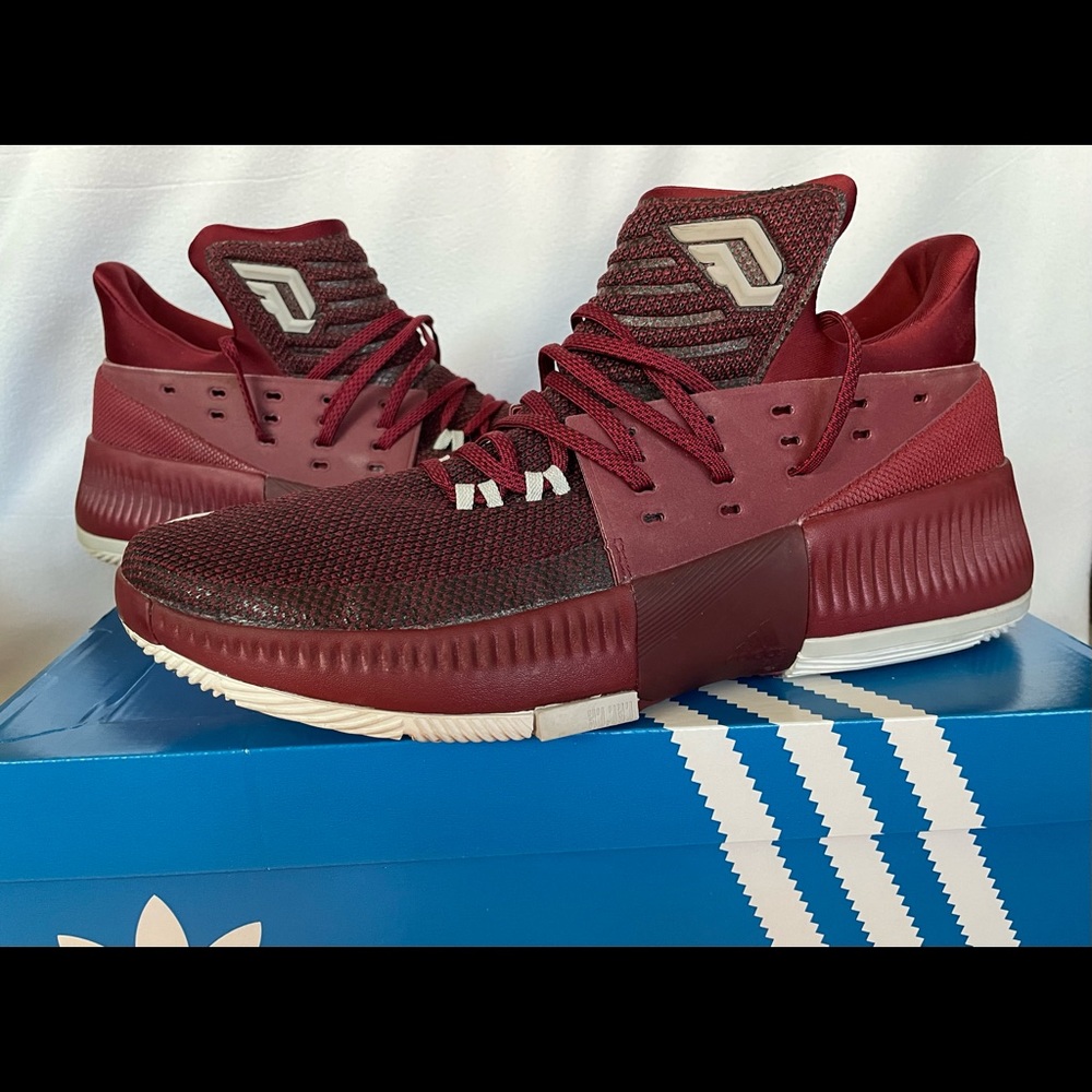 Adidas Dame 2 Size 10.5  **RARE**